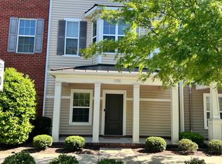 1781 Perla Dr, Virginia Beach, VA 23456