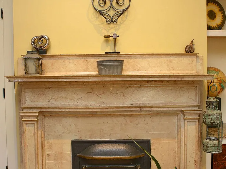 817 N Elm St #E — Photo 47