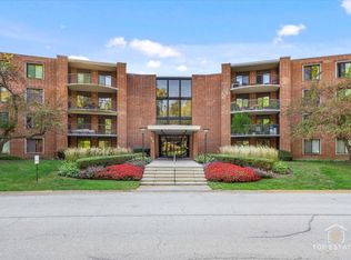 1615 E Central Rd UNIT 218C, Arlington Heights, IL 60005