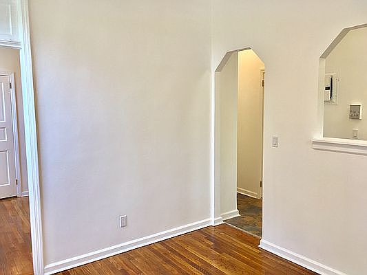 5th image of 190 8th Ave APT 3