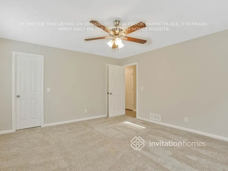 1136 Norfolk Dr NW — Photo 10