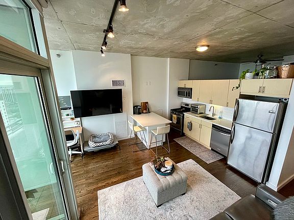 5th image of 1702 S Michigan Ave #2504