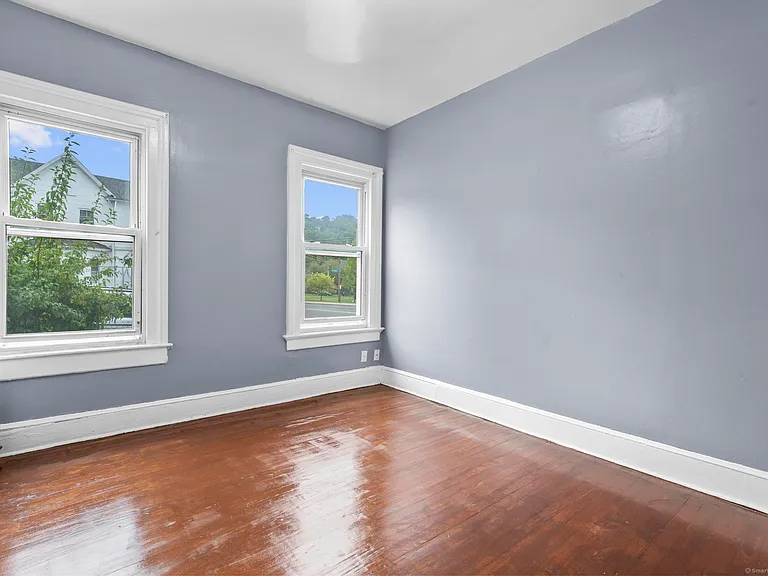 1105 N Main St #1 — Photo 16