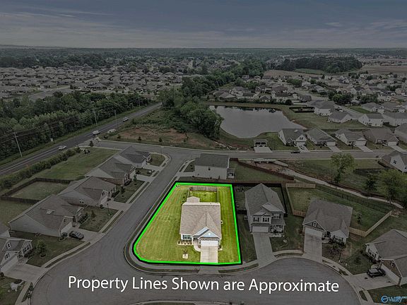 3rd image of 1003 Thornton Br