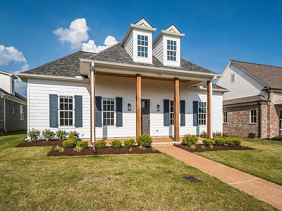 2nd image of 2100 N Greenbrier Lakes Blvd Lot 147