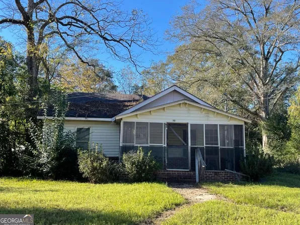 308 S Tillman St, Glennville, GA 30427