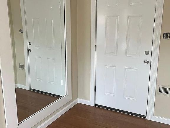 4th image of 4814 W 119th Pl
