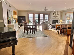 4101 Monona Dr APT 202, Monona, WI 53716