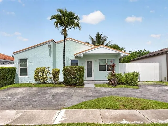 313 NW 132nd Pl