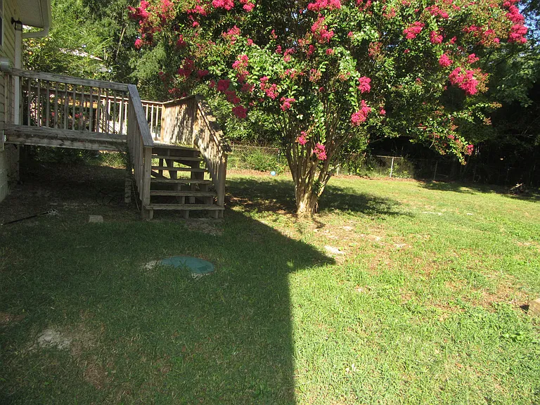 4074 W Freedom Cir — Photo 32