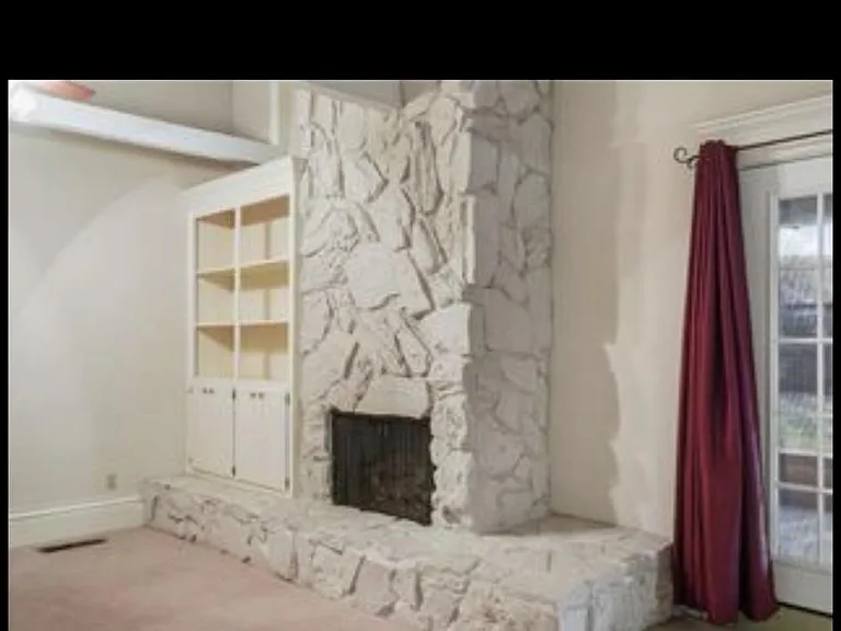 7628 Lippert Ln — Photo 3