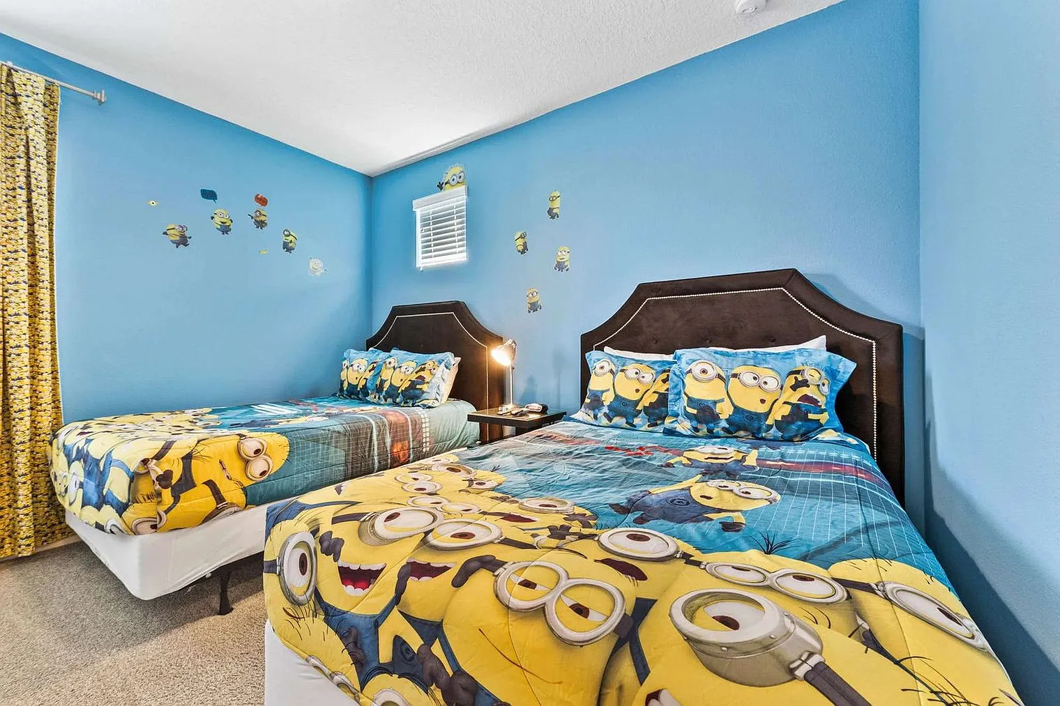 5 bed, 5.0 bath, 2561 sqft, $8,229 — Photo 3