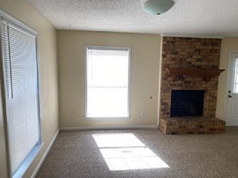 5th image of 5177 Kimbark Woods Dr