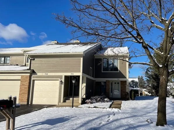 708 Caliente Ct, Libertyville, IL 60048