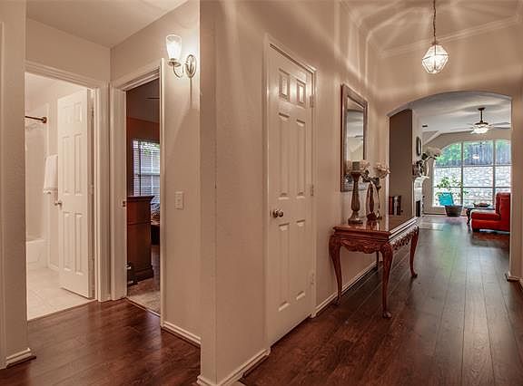 4th image of 1427 Murphy Dr