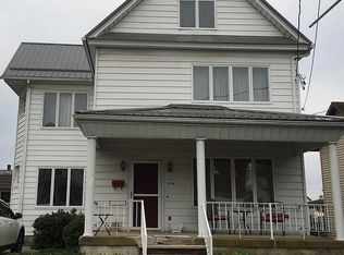 304 Oak St, Old Forge, PA 18518