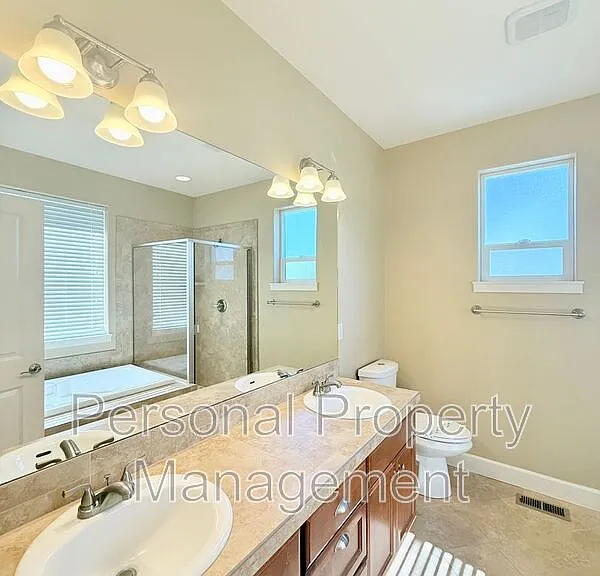 14317 NE 40th Cir — Photo 23