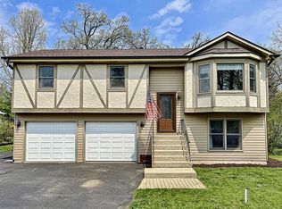1334 Louise St, Crystal Lake, IL 60014
