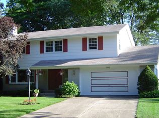 1400 Executive Ln, Glenview, IL