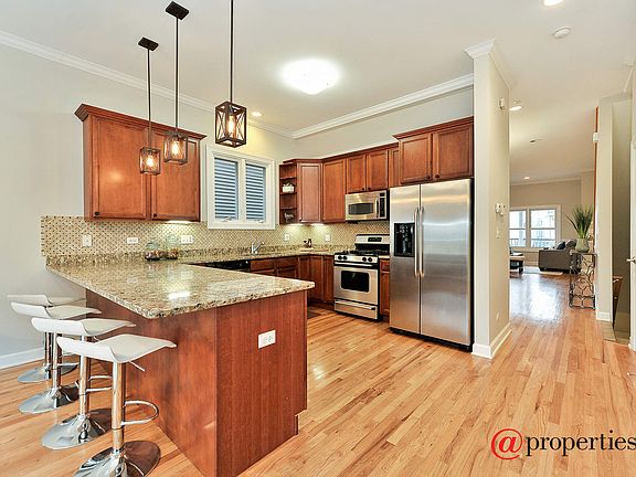 Kitchen / Breakfast Room