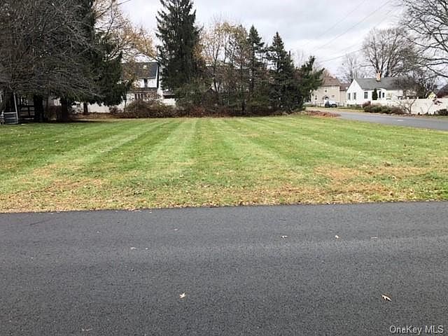2nd image of 19 Heidt Ave