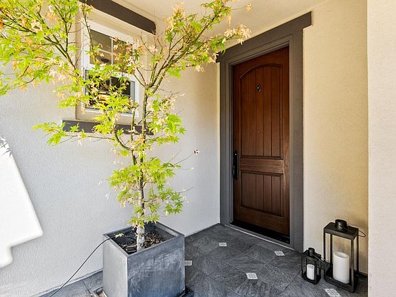 3rd image of 275 Calle Del Rey