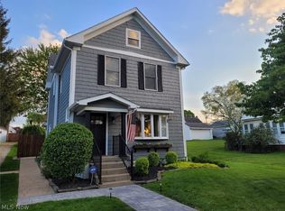 150 4th St SW, Brewster, OH 44613