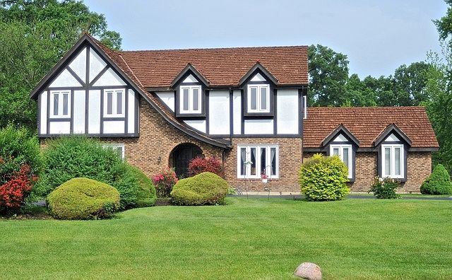 1st image of 450 S Edgewood Ave