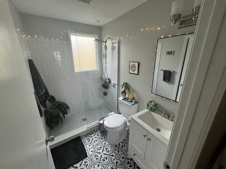 1165 Eggleston St SW #1 — Photo 16