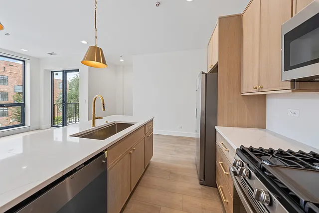 1313 W Taylor St #2 — Photo 4