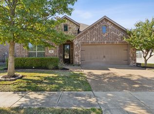 689 Barringer Ct, Fate, TX 75087