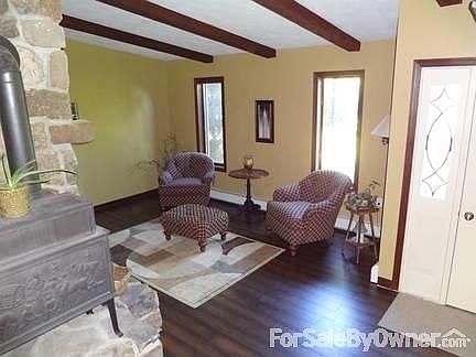 4th image of 341 White Birch Ln