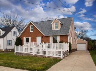311 Lake Cliff Dr, Erie, PA