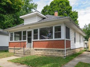 206 E Walnut St, Centerville, IN 47330