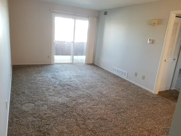 2414 W Pasmoso Dr #1201, Peoria, IL 61614