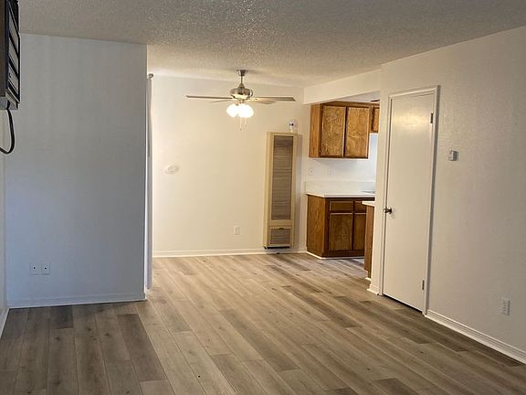 4th image of 7749 Pickering Ave APT 1