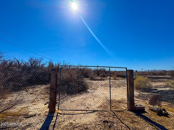 3rd image of 2980 Mesa De Oro Drive #-