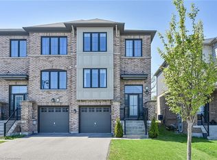 66 Crafter Cres, Hamilton, ON L8J0H7