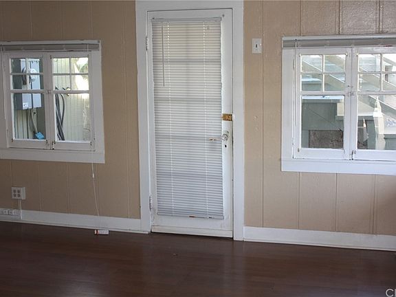 4th image of 238 Marilla Ave