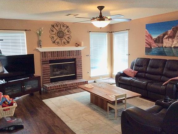 2nd image of 1406 Cedar Crest Dr