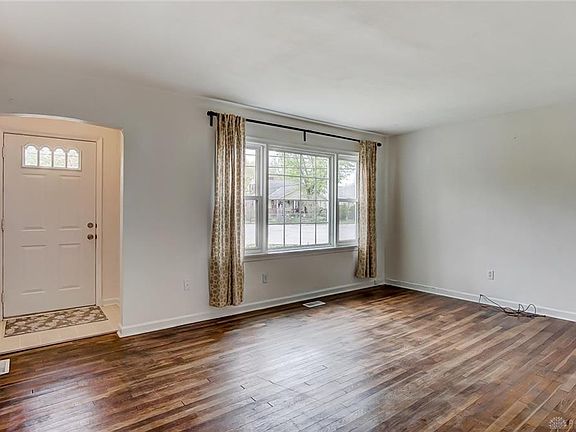 4th image of 2101 Lamberton St