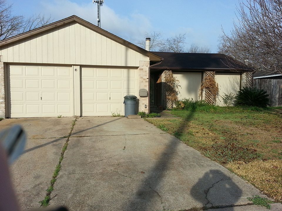 1st image of 17326 Candela Dr