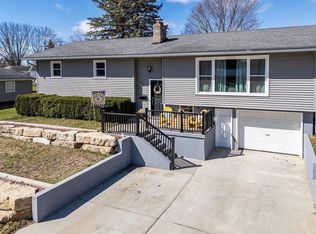 517 N Grove St, Reedsburg, WI 53959