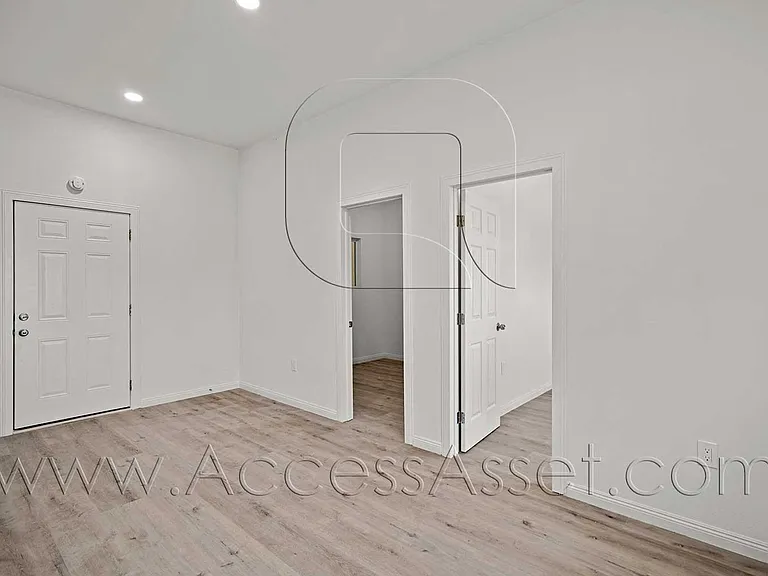 25369 Avenida Ramada #2 — Photo 3