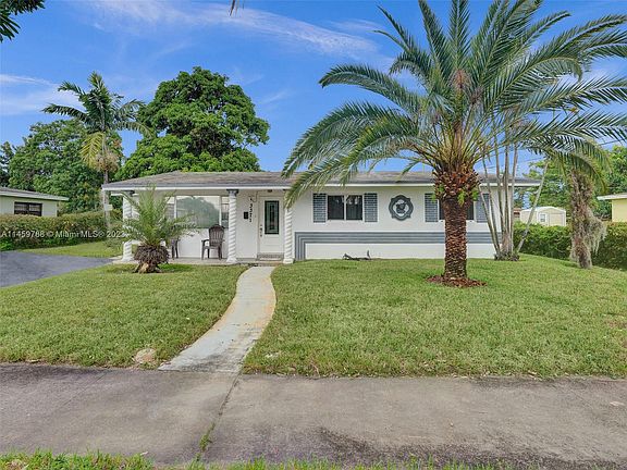 2nd image of 3371 NW 188th St