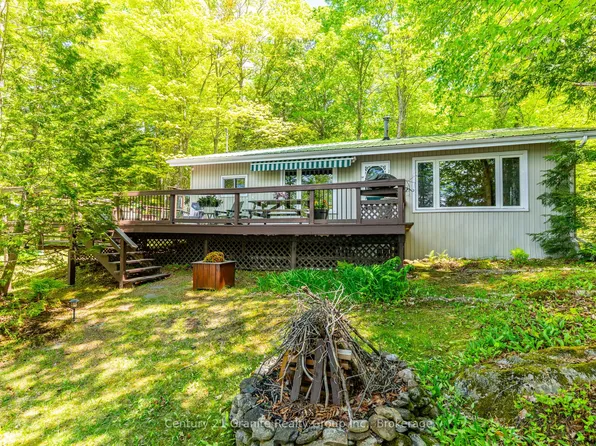 5195 Kennisis Lake Rd, Dysart Et Al, ON K0M 1S0
