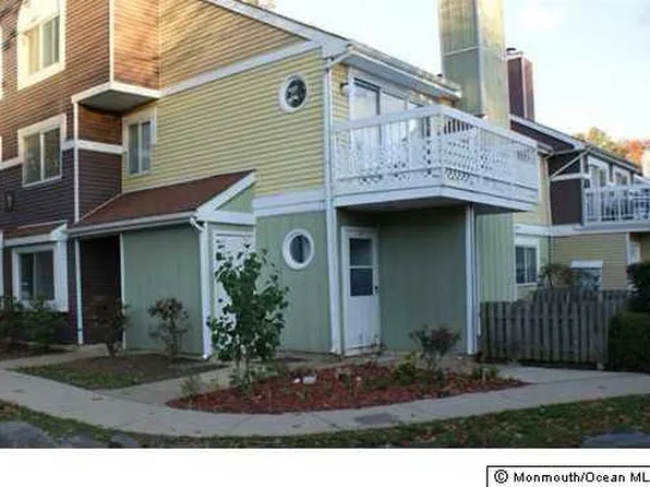10 Deerberry Ln, Monmouth Junction, NJ 08852