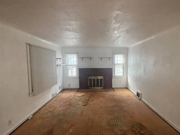 3rd image of 2217 Perkins St