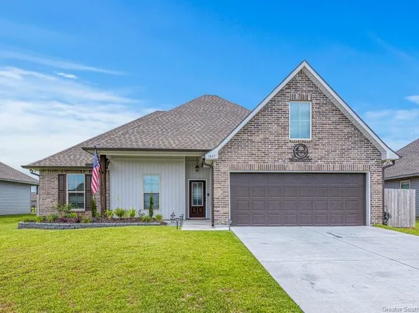 1847 Bass Run Ln, Lake Charles, LA 70611
