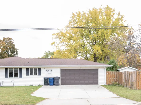 3610 Sunnyslope St, Green Bay, WI 54301